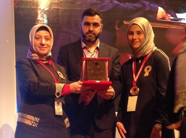 8. Arapça Yarışmaları Hat Kategorisinde Türkiye 1. si olduk