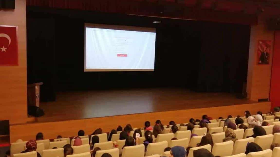 12. Sınıf Öğrenci ve Öğretmenlerimiz için YKS Bilgilendirme Toplantısı Yapıldı.