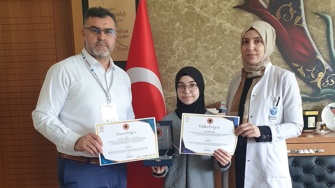 Türkiye Geneli 11. Arapça Yarışmalarında Ortaokul Şiir Kategorisinde İl Finalinde 3. Olduk.